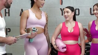 babe BFFS Don't Pay for Gym Memberships feat. Brookie Blair, Serena Hill & Ariana Starr - TeamSkeet teen group sex